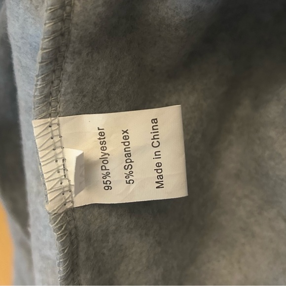 Kitty sweatshirt!!! - Picture 4 of 4